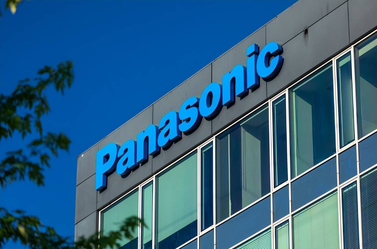 Panasonic, the Japanese Electronics Giant, May Sell Its TV Business!